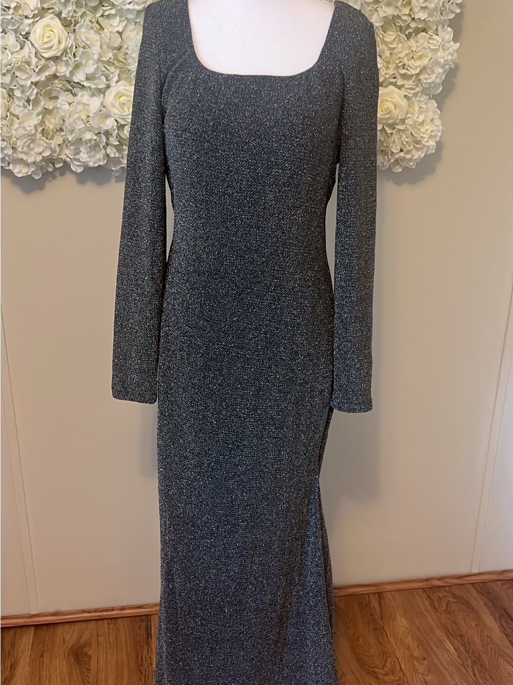 Shapellx Square Neck Long-Sleeve Sparkle Maxi Dress Gown - Black - Picture 3 of 14